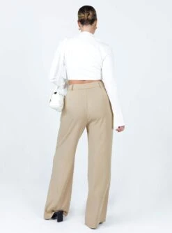 Archer Pants Taupe 16 Archer Pants Taupe -Chic Clothing Shop 4 modelinfo mikayla us6A a484768e 777a 46f3 a5cd 09d2a3b96e9d