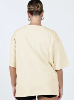 Princess Polly Yosemite Tee Beige -Chic Clothing Shop 4 modelinfo mikayla us6 8b1d64e2 ea6b 498e a68f 4a137af7cb2e