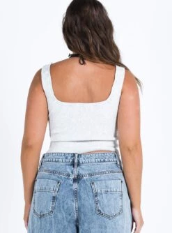 Ferna Top Grey -Chic Clothing Shop 4 modelinfo mikayla us8 c085e98e 806d 40d5 a32a 81445e8462dd