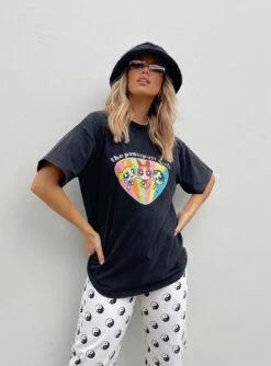 Powerpuff You Can't Just Buy Superpowers Tee Black -Chic Clothing Shop 4 d8acf14a 626f 4096 8c72 c50c3a90370e