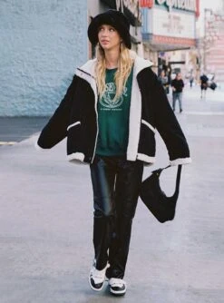 Princess Polly Ashlea PU Pants Black -Chic Clothing Shop 5 modelinfo Beanie us2 0504ec1b 6fab 474d bcde 9c4ea638f550