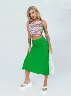 Princess Polly Bine Midi Skirt Green 11 Princess Polly Bine Midi Skirt Green -Chic Clothing Shop 5 modelinfo Cathlin us2 fffc61b9 7885 4015 9289 f8260e526b64
