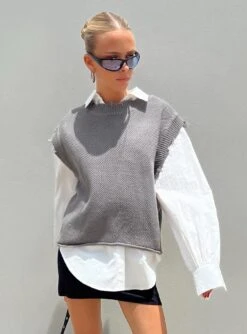 Princess Polly Adler Knit Vest Grey 11 Princess Polly Adler Knit Vest Grey -Chic Clothing Shop 5 modelinfo kiana us2 1ef5a4e3 bfdf 4e72 b013 6de601a9aed8
