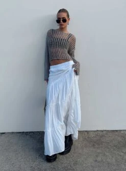 Princess Polly Miriah Maxi Skirt White -Chic Clothing Shop 5 modelinfo kiana us2 f675f6e7 6bd3 4bee b2de 2c61e041165e