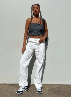 Princess Polly Flossie Parachute Pants White 11 Princess Polly Flossie Parachute Pants White -Chic Clothing Shop 5 modelinfo lola us4 6607ce1f 7c66 470d 9578 d7fa23ff2618