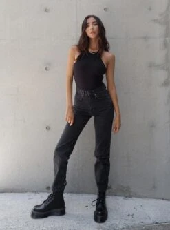 The Ragged Priest Ragged Priest Butt Cut Jean -Chic Clothing Shop RAGGED PRIEST BUTT CUT JEAN AUBREY BODYSUIT