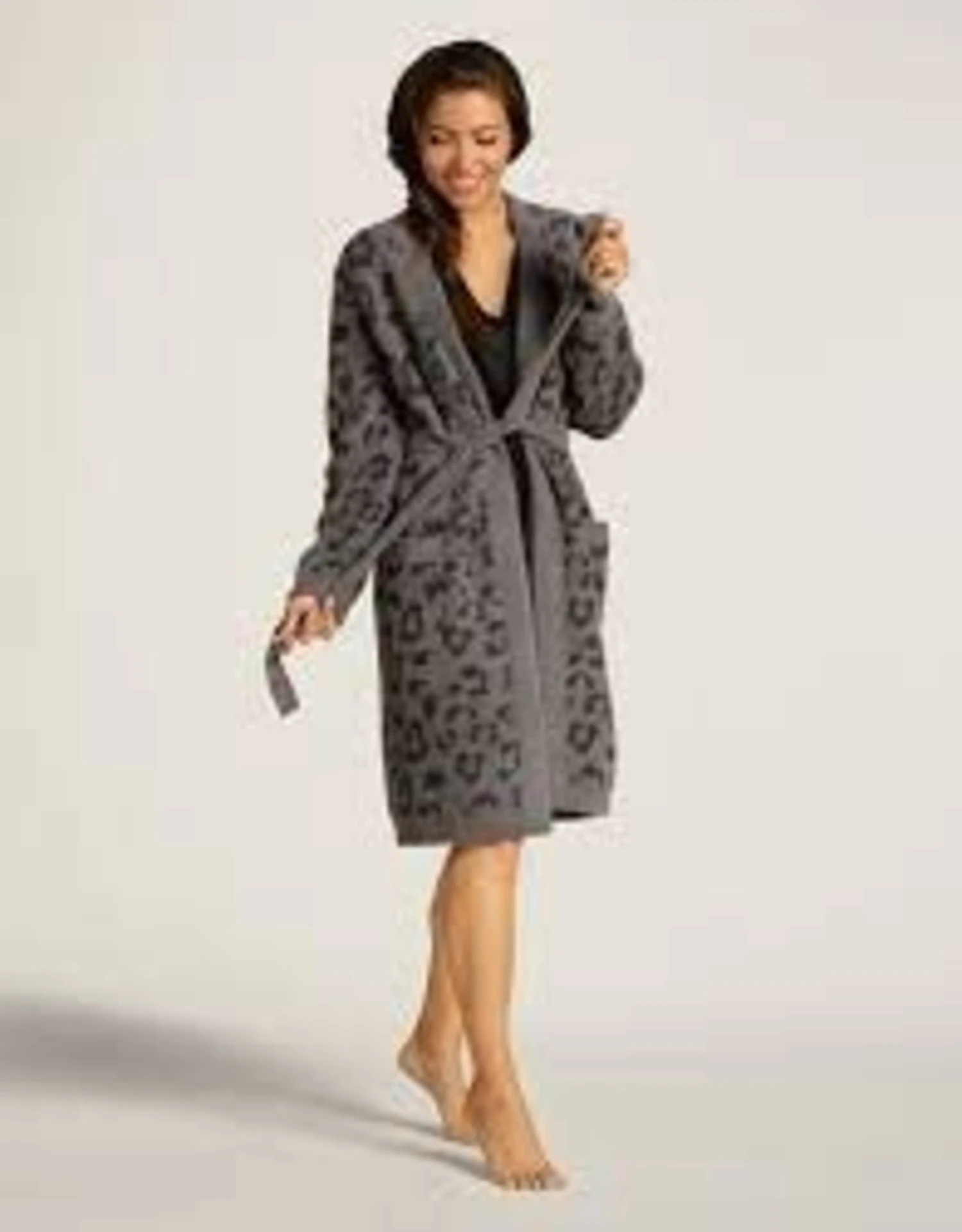 Barefoot Dreams CozyChic Barefoot In The Wild Robe Graphite/Carbon 1 Barefoot Dreams CozyChic Barefoot In The Wild Robe Graphite/Carbon