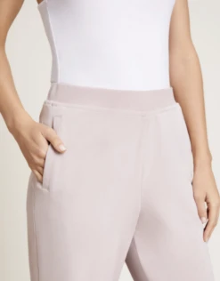 Barefoot Dreams Luxechic Jogger 5 Barefoot Dreams Luxechic Jogger -Chic Clothing Shop barefoot dreams barefoot dreams luxechic jogger 2